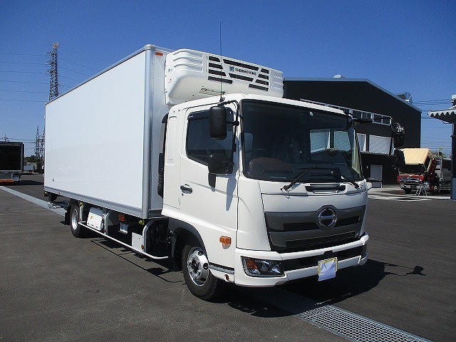中古トラック 日野冷凍バン #2