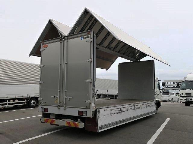 日野中型アルミウィング