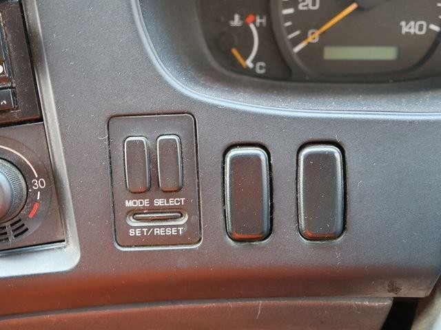 中古トラック 三菱ふそう粉粒体運搬車 #20