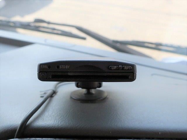 中古トラック 三菱ふそうアームロール #22