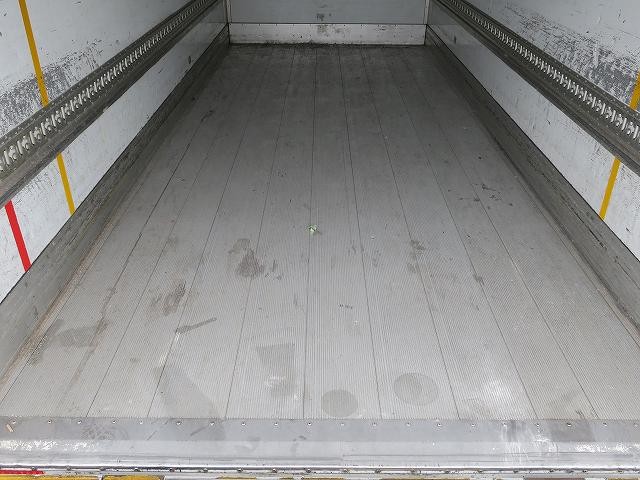 中古トラック UDトラックス冷凍バン #7