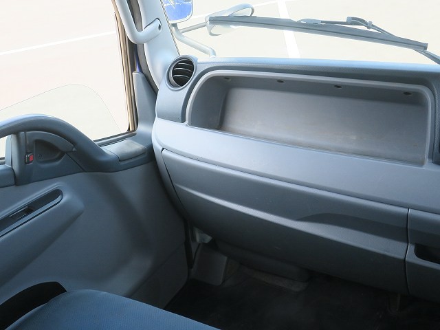 中古トラック 三菱ふそうトリプルキャブ #12