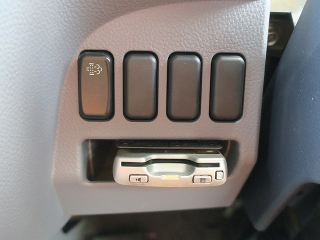 中古トラック 三菱ふそうトリプルキャブ #16