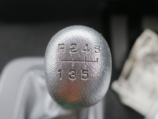 中古トラック 三菱ふそうクレーン付平ボディ #16