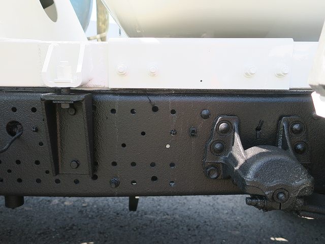 中古トラック いすゞコンクリートミキサー車 #12