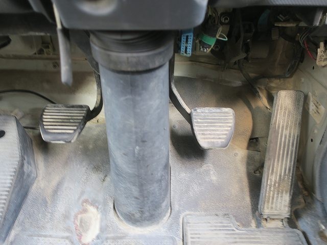 中古トラック いすゞコンクリートミキサー車 #24