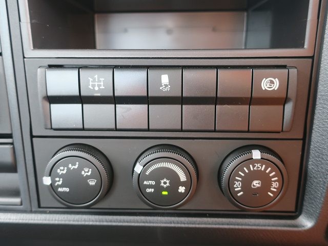 中古トラック 三菱ふそうクレーン付平ボディ #19