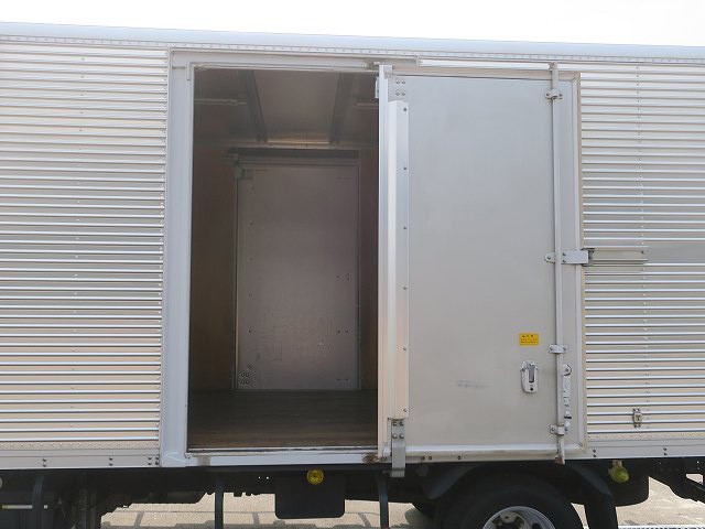 中古トラック 三菱ふそうアルミバン #9