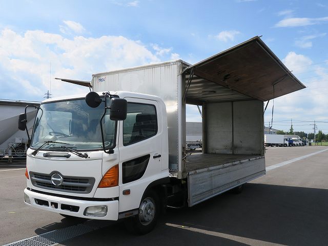 日野 レンジャー 中型バランスバン