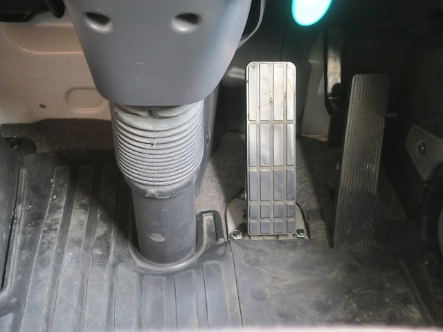 中古トラック UDトラックストラクタヘッド #24