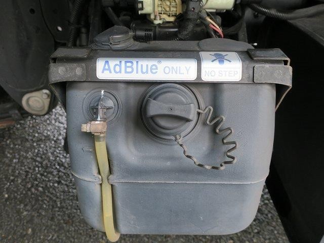 中古トラック 三菱ふそう冷凍バン #9