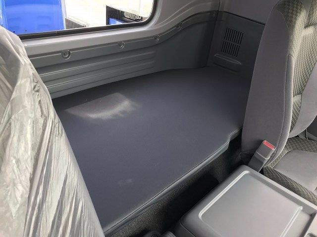 いすゞ中型クレーン付