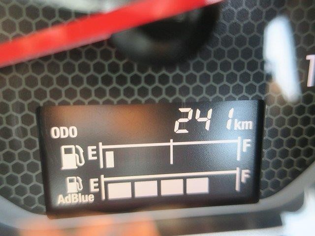 中古トラック いすゞクレーン付平ボディ #16