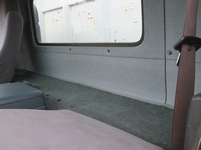 中古トラック UDトラックスアルミウィング #23