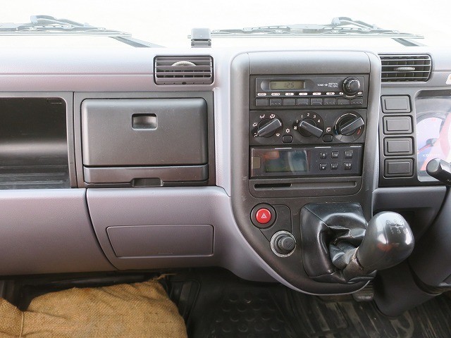 中古トラック 三菱ふそう冷凍バン #13