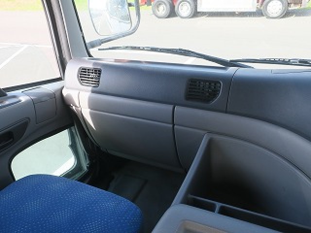 中古トラック UDトラックスコンクリートミキサー車 #16