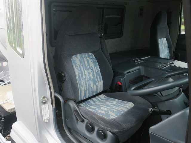中古トラック 三菱ふそう粉粒体運搬車 #12