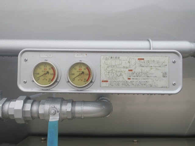 中古トラック 三菱ふそう粉粒体運搬車 #9