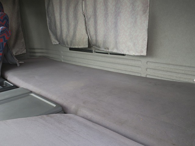 中古トラック いすゞ粉粒体運搬車 #23