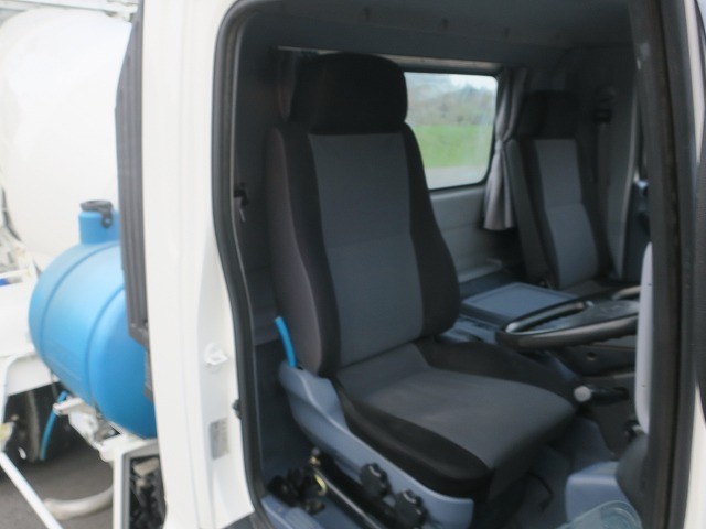 中古トラック 日野コンクリートミキサー車 #11