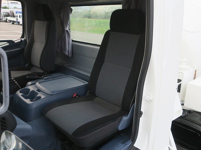 中古トラック 日野コンクリートミキサー車 #23