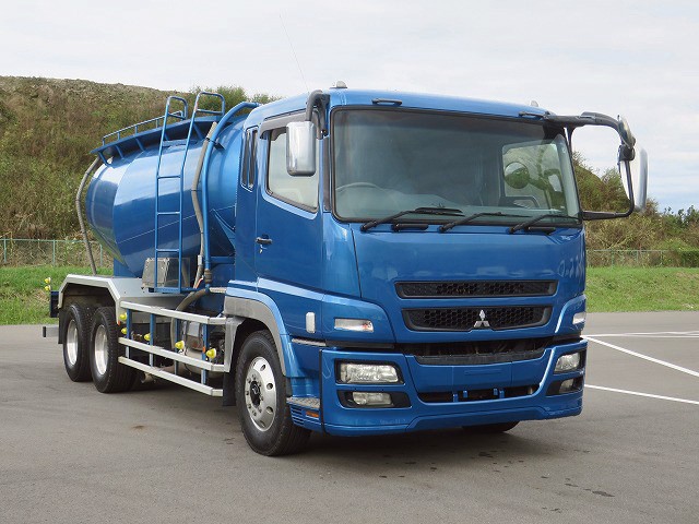 三菱ふそう スーパーグレート 粉粒体運搬車