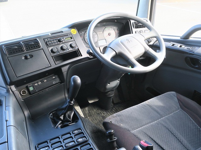 三菱ふそう スーパーグレート 粉粒体運搬車