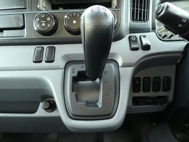 中古トラック 三菱ふそうアルミバン #18