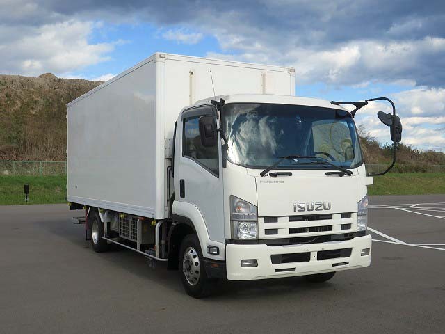 中古トラック いすゞ冷凍バン #2