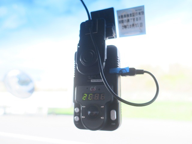 中古トラック いすゞ冷凍バン #20