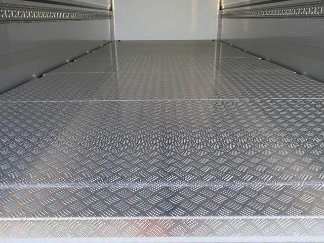 中古トラック いすゞ冷凍ウィング ＃6