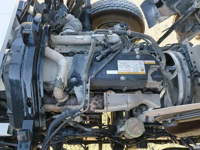 中古トラック いすゞコンクリートミキサー車 #9