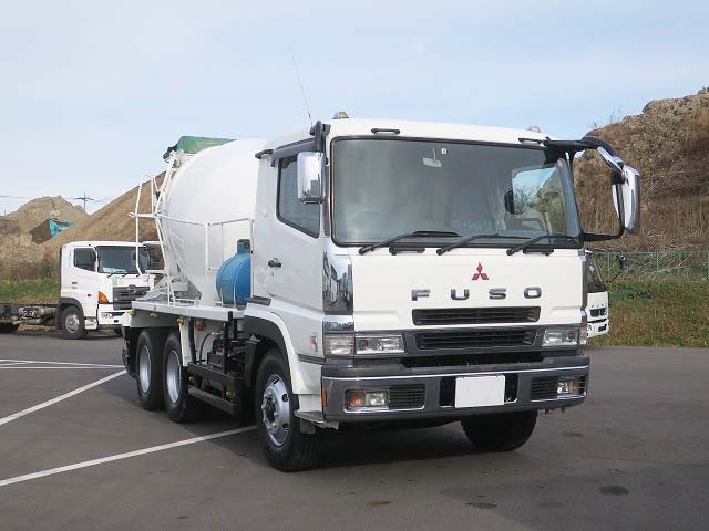 中古トラック 三菱ふそうコンクリートミキサー車 #2