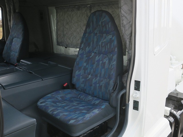 中古トラック 三菱ふそうコンクリートミキサー車 #16