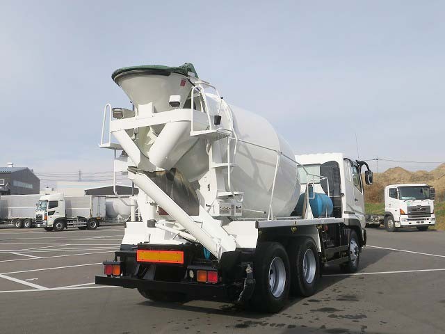 中古トラック 三菱ふそうコンクリートミキサー車 ＃3
