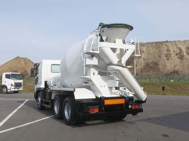 中古トラック 三菱ふそうコンクリートミキサー車 #4