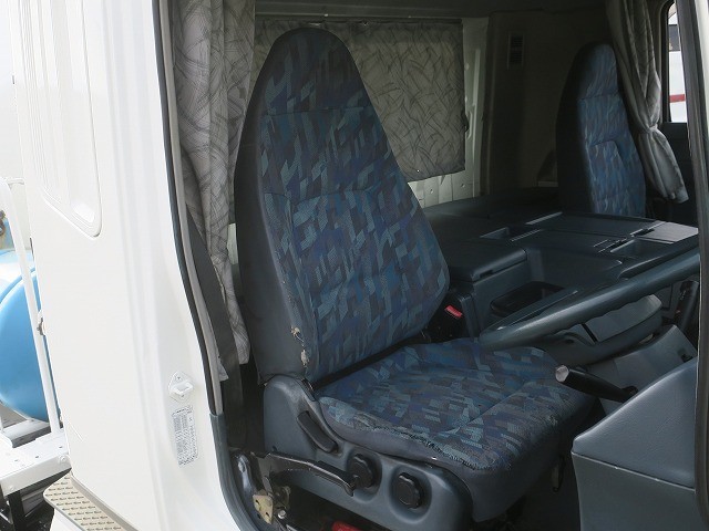中古トラック 三菱ふそうコンクリートミキサー車 #10