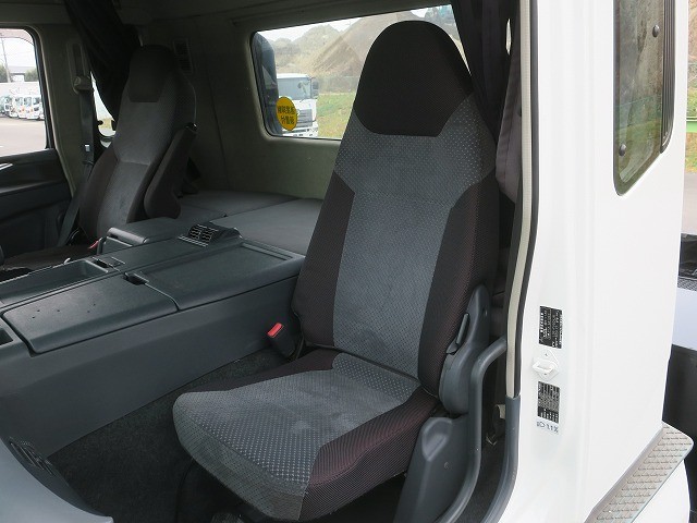 中古トラック 三菱ふそうトラクタヘッド #22