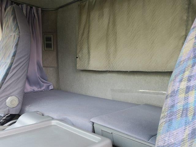 中古トラック 三菱ふそうアルミバン #23