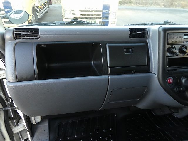 中古トラック 三菱ふそうアルミバン #16