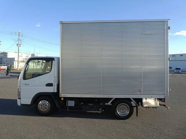 三菱ふそう1.5tアルミバン