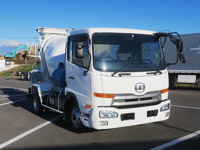 中古トラック UDトラックスコンクリートミキサー車 #2