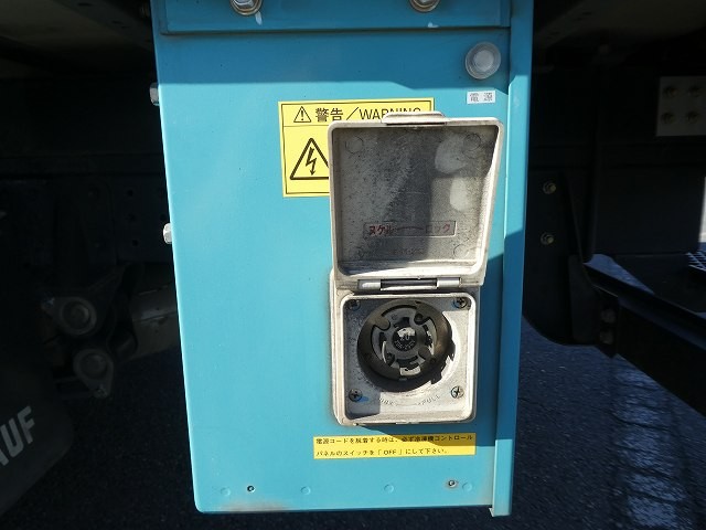 中古トラック 三菱ふそう冷凍バン #11