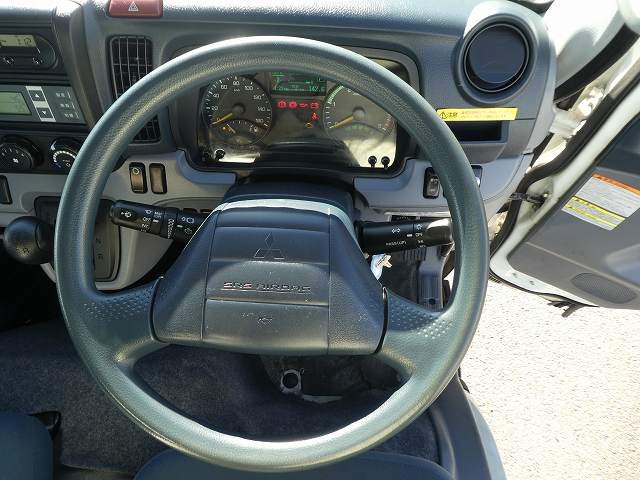 中古トラック 三菱ふそう冷凍バン #15