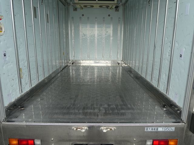 中古トラック 三菱ふそう冷凍バン #8