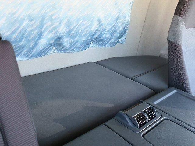 中古トラック 三菱ふそう冷凍バン #22