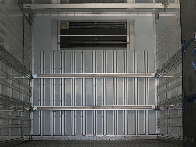 中古トラック 三菱ふそう冷凍バン #7