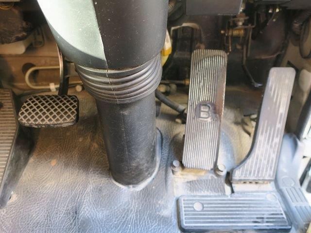 中古トラック いすゞコンクリートミキサー車 #24