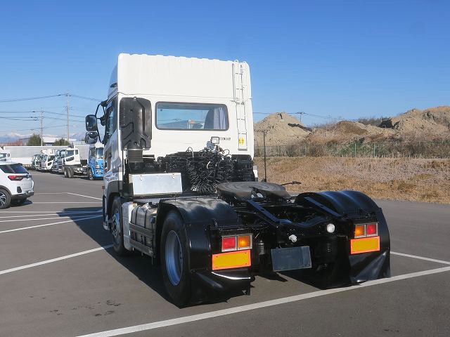 中古トラック UDトラックストラクタヘッド #4
