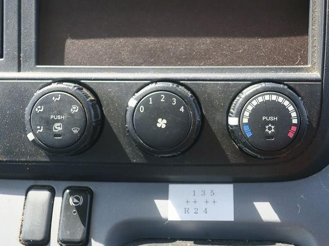 中古トラック 三菱ふそうアルミバン #18